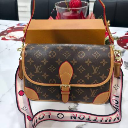 Cartera LOUIS VUITTON
